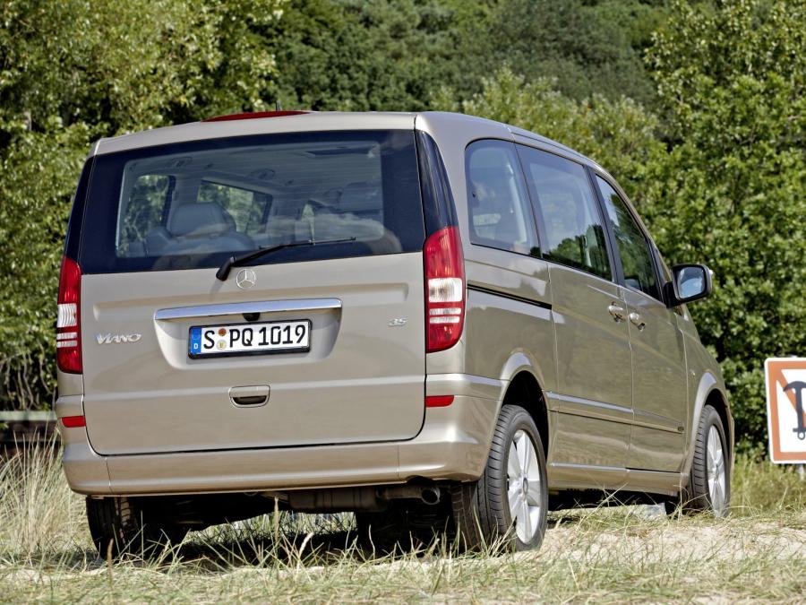  Mercedes-Benz Viano 2010 года  (фото 12 из 32)